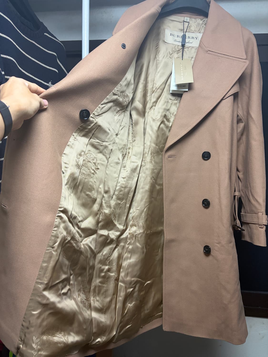 버버리 CRANSTON 카멜 트렌치 코트 US08 새상품 상품이미지3
