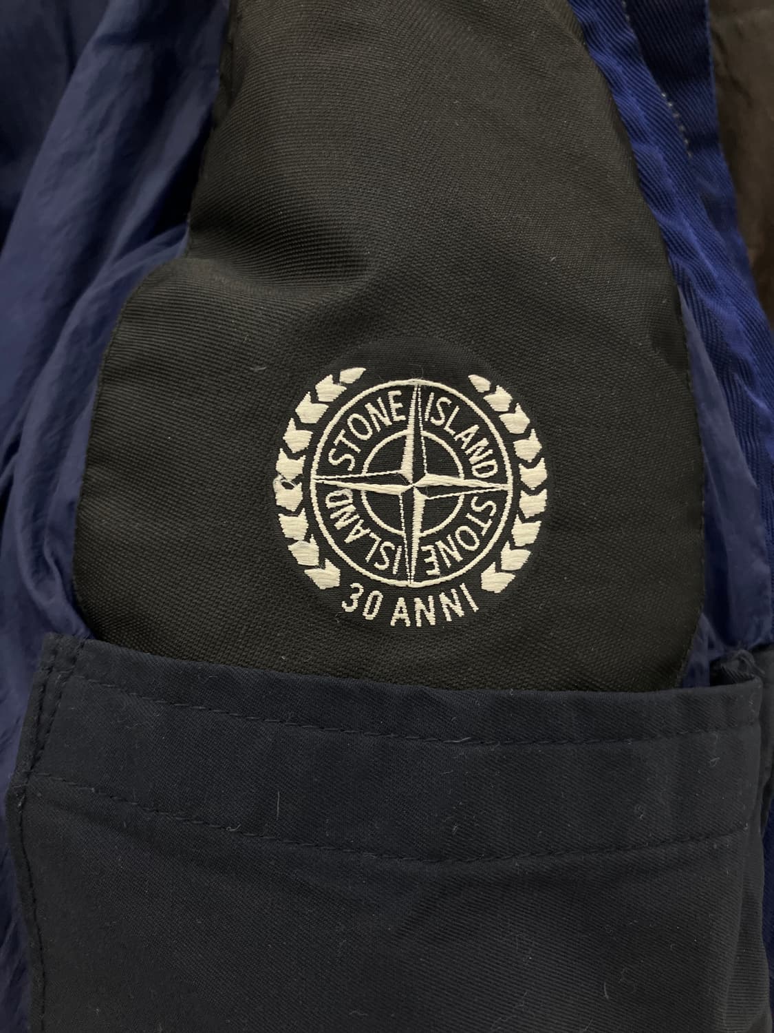 스톤아일랜드 30주년 가먼트 다잉 다운 패딩 90 상품이미지7