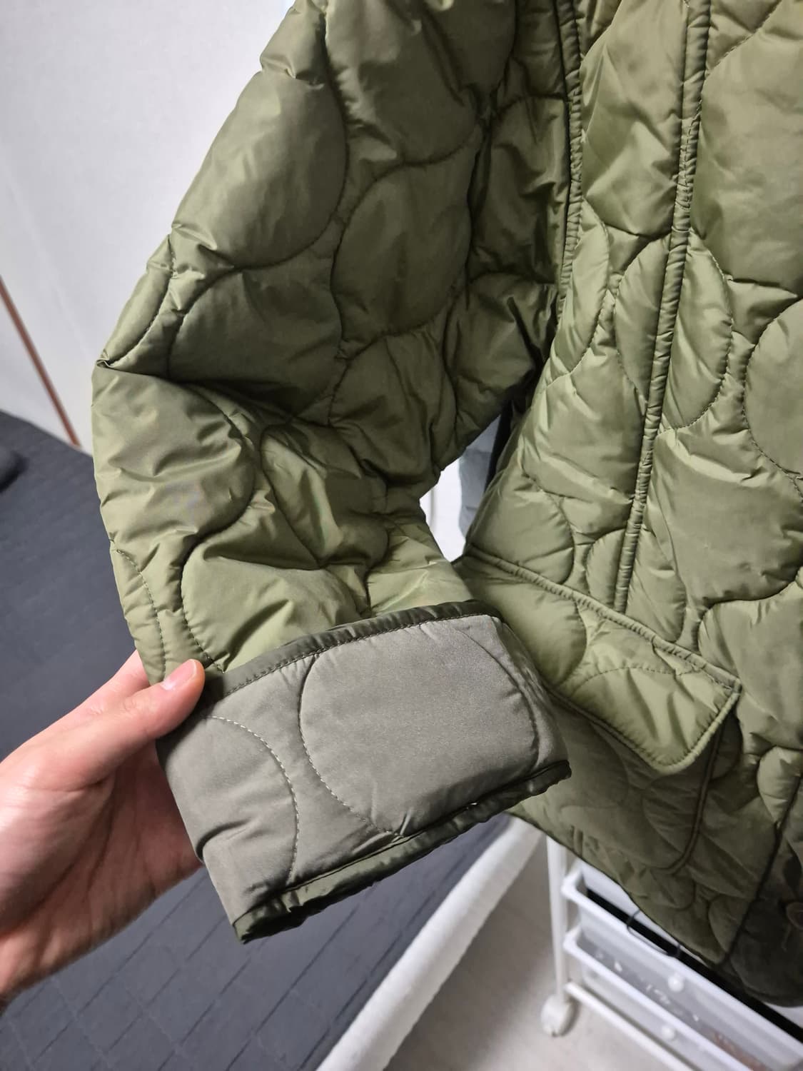 누빔 퀄팅 카키 패딩(깔깔이 패딩) 상품이미지4