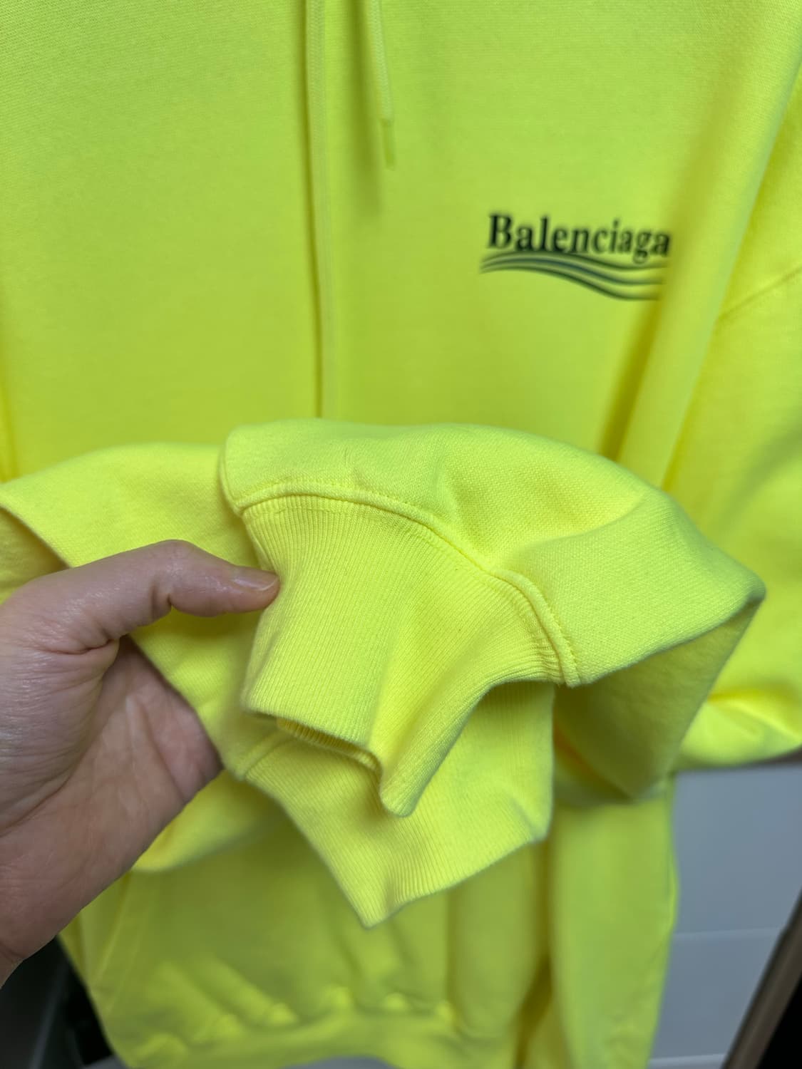 발렌시아가 후드 s 사이즈 1회착 상품이미지4