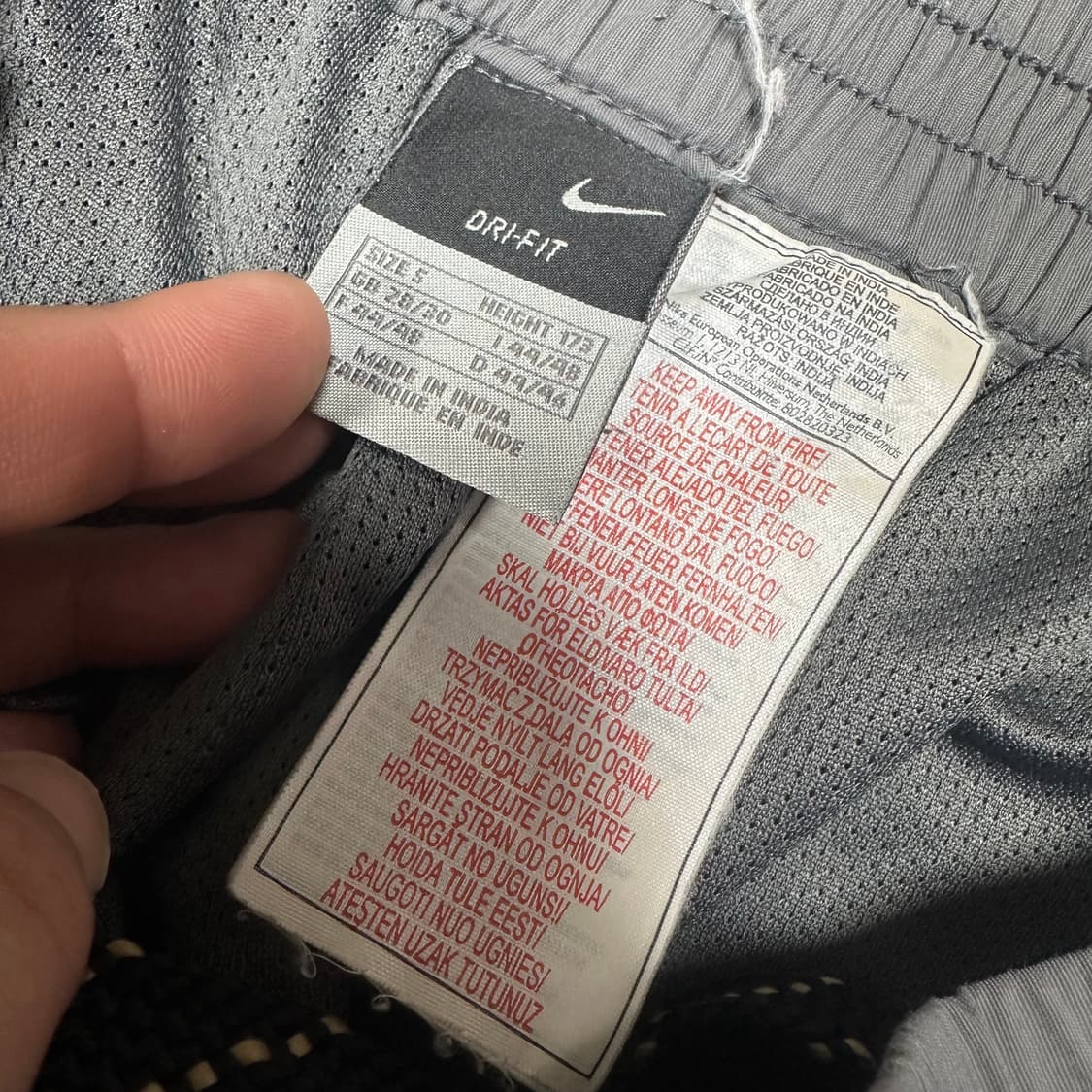 ✨ 나이키 00s 해외판 BG 사이드 오픈 팬츠 상품이미지5