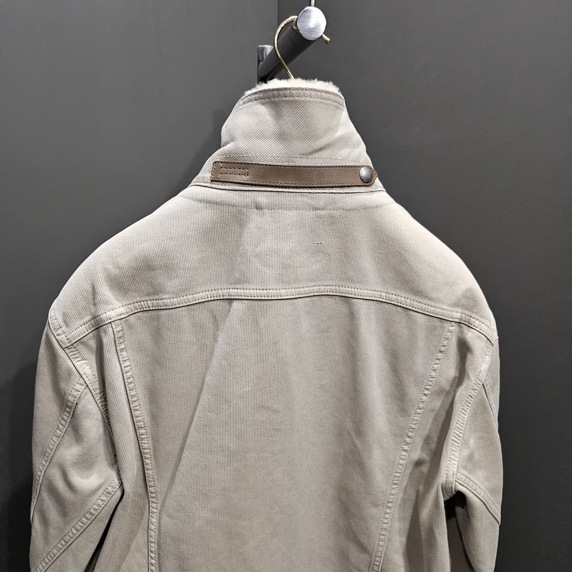 툠포드 베드포드 시어링 카라 코튼 트러커 블루종 상품이미지5