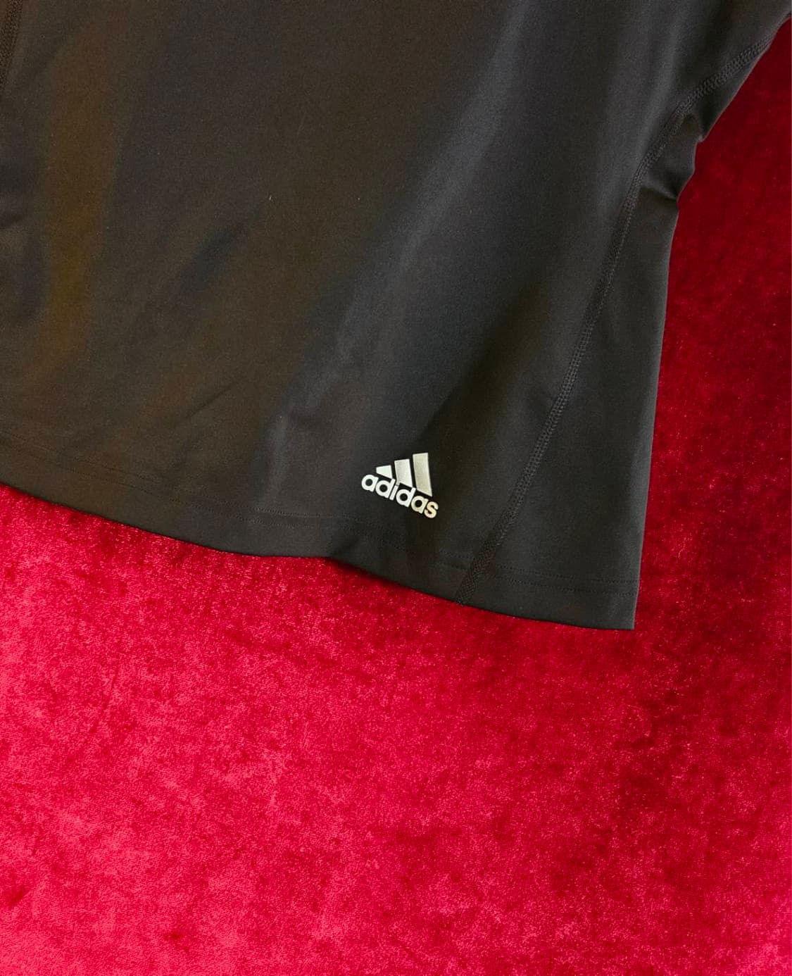아디다스(Adidas) 스포츠 기능성

브라탑 슬림핏 반팔티셔츠 상품이미지4