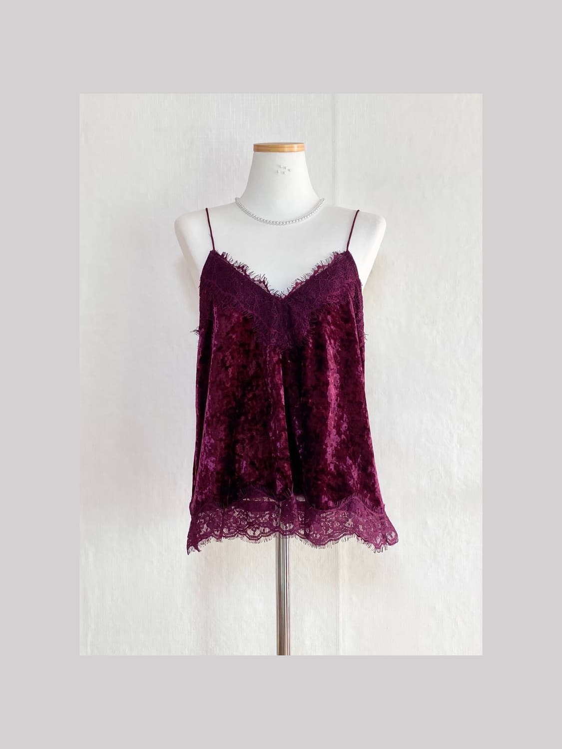 Violet Velvet Lace Slip Top 상품이미지1
