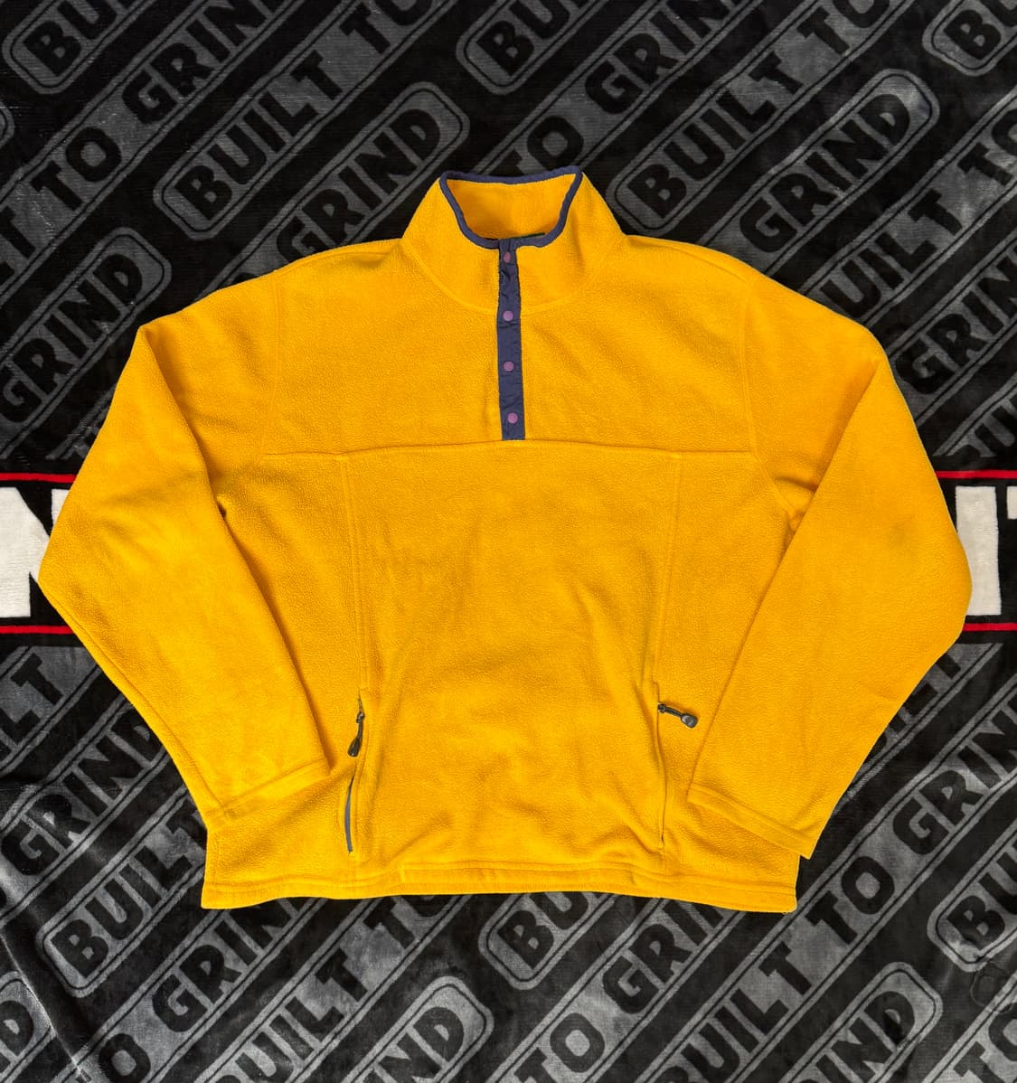 엘엘빈 스냅 티 플리스 풀 오버 옐로우 네이비 상품이미지1