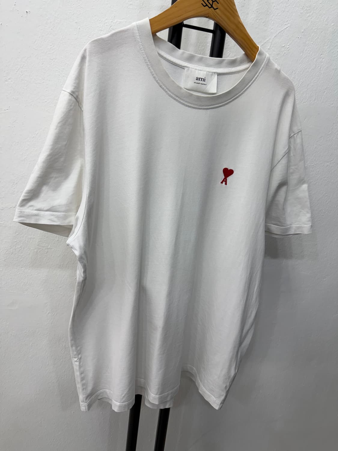 매장판정품) 아미 남성 스몰 하트 반팔티 XL 상품이미지2