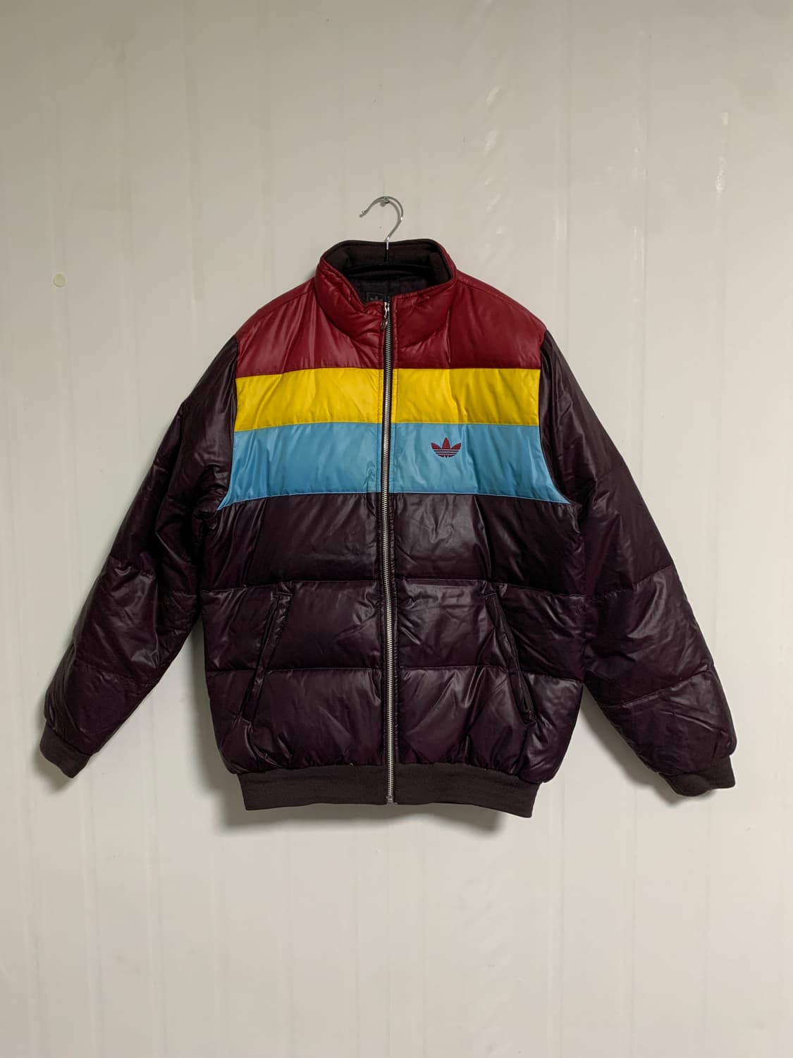 아디다스 레인보우 패딩 상품이미지1