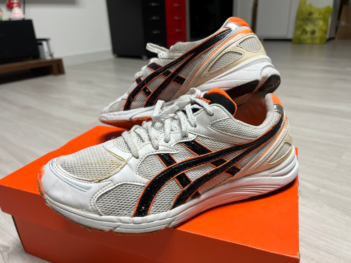 [260] 아식스 111231003 하이퍼대쉬 상품이미지1