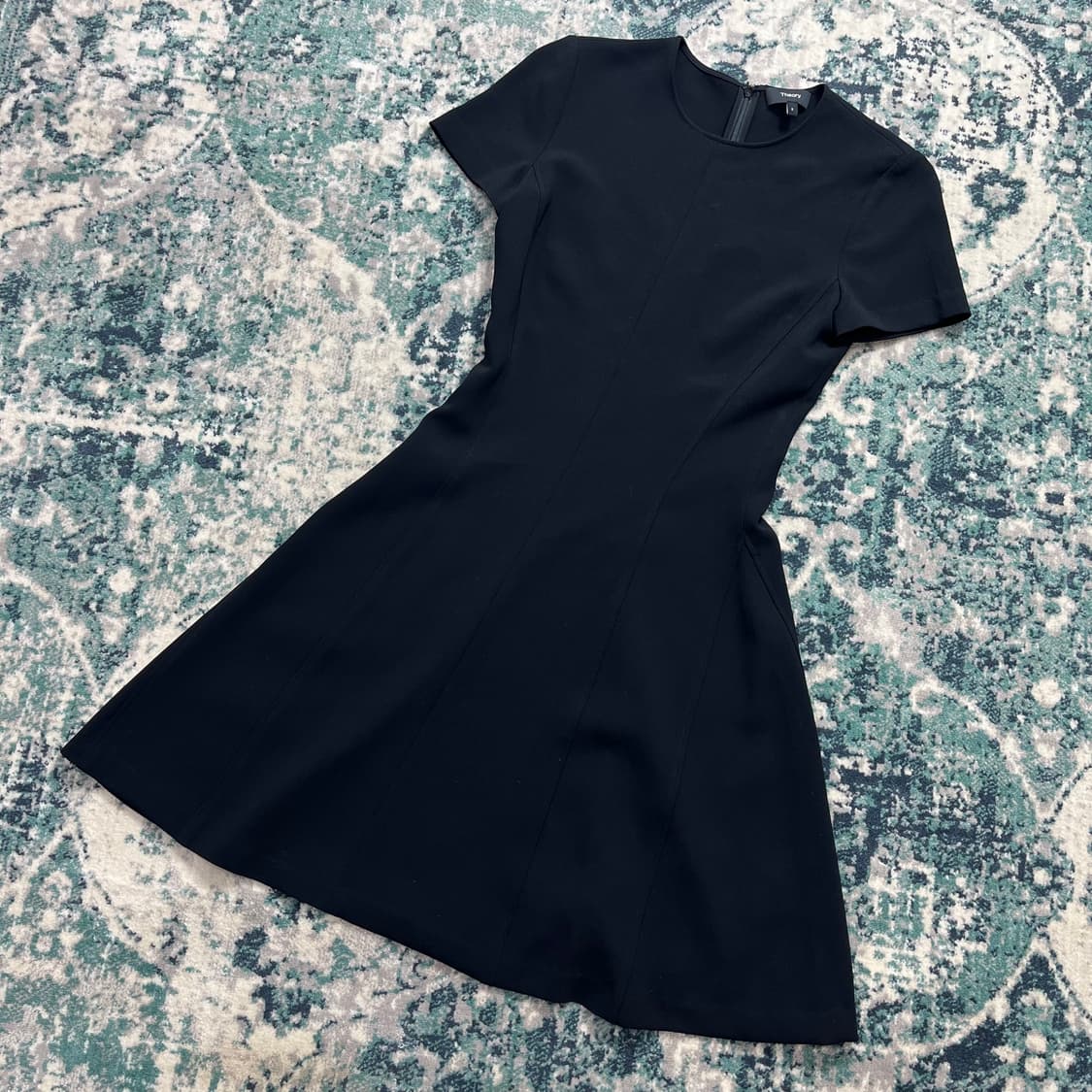 Theory 띠어리 맥시 블랙 플레 원피스 (0) 상품이미지1