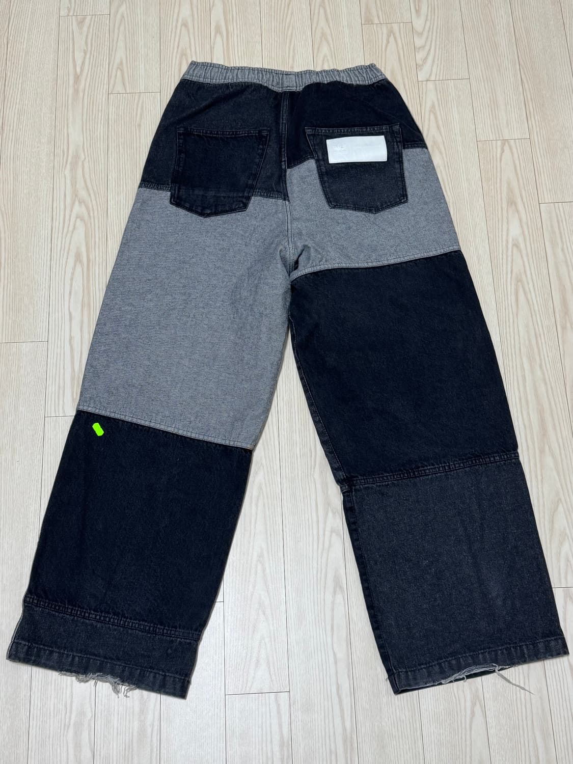 아디다스 패치위크 진 / L 사이즈 상품이미지2