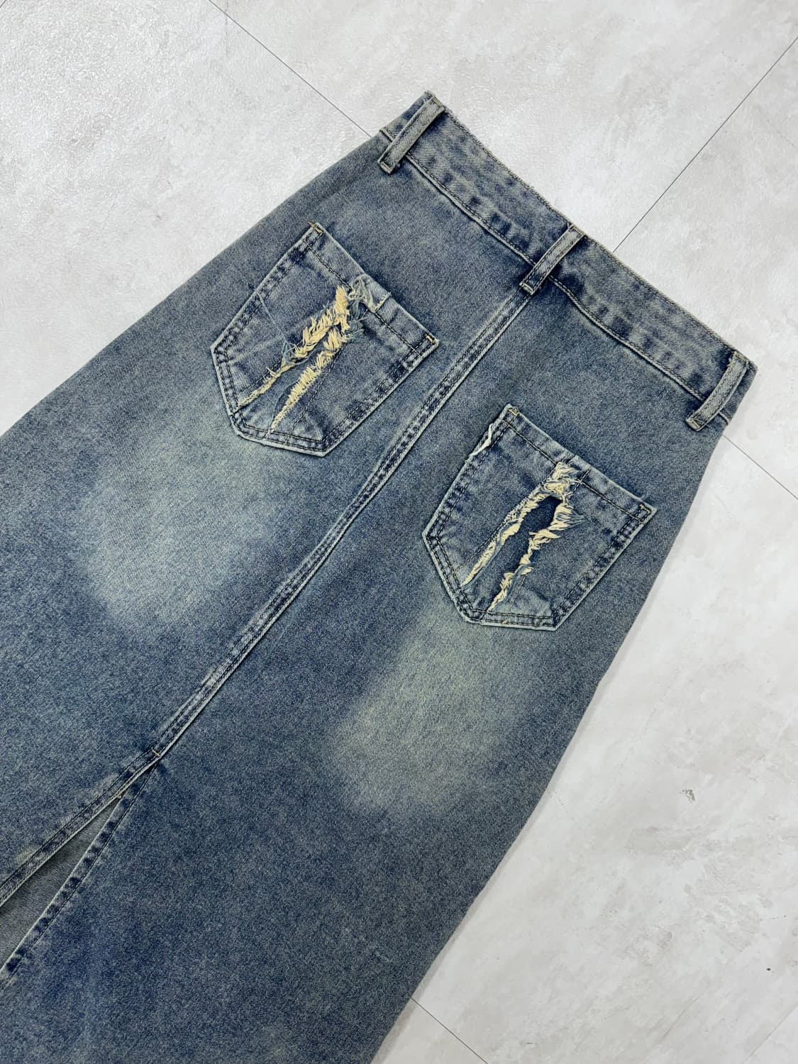 •Y2K 워싱 컷팅 데님 롱 스커트 상품이미지5