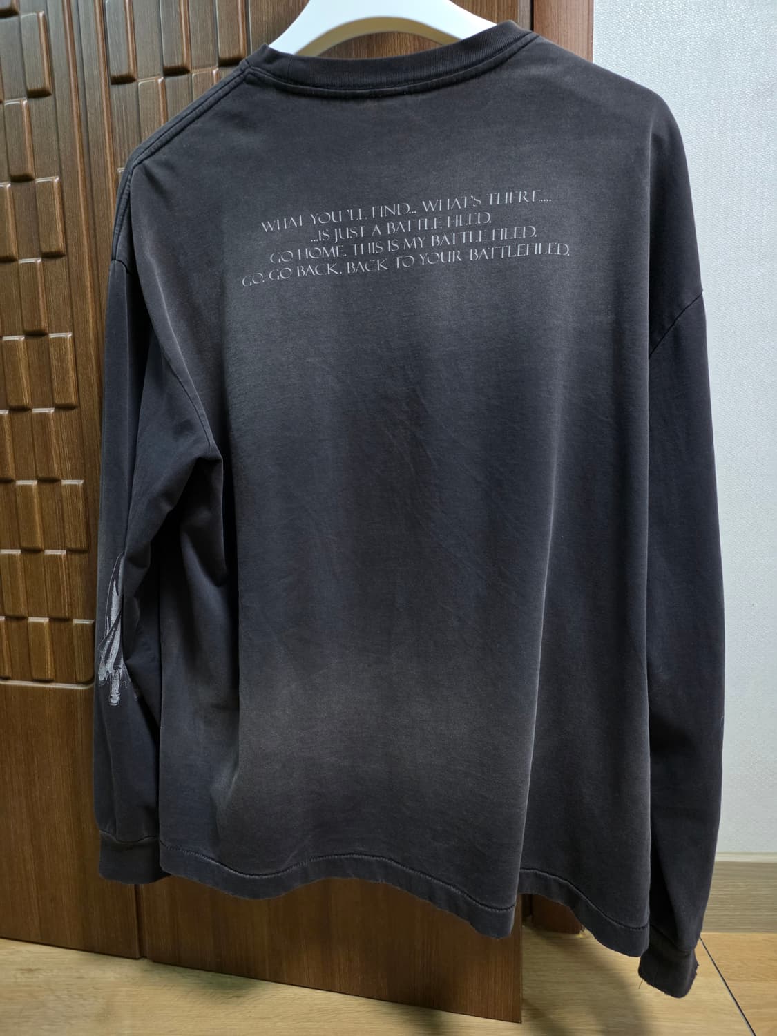 (2) 폴리테루 베르세르크 001 롱슬리브 데미지드 차콜 상품이미지3