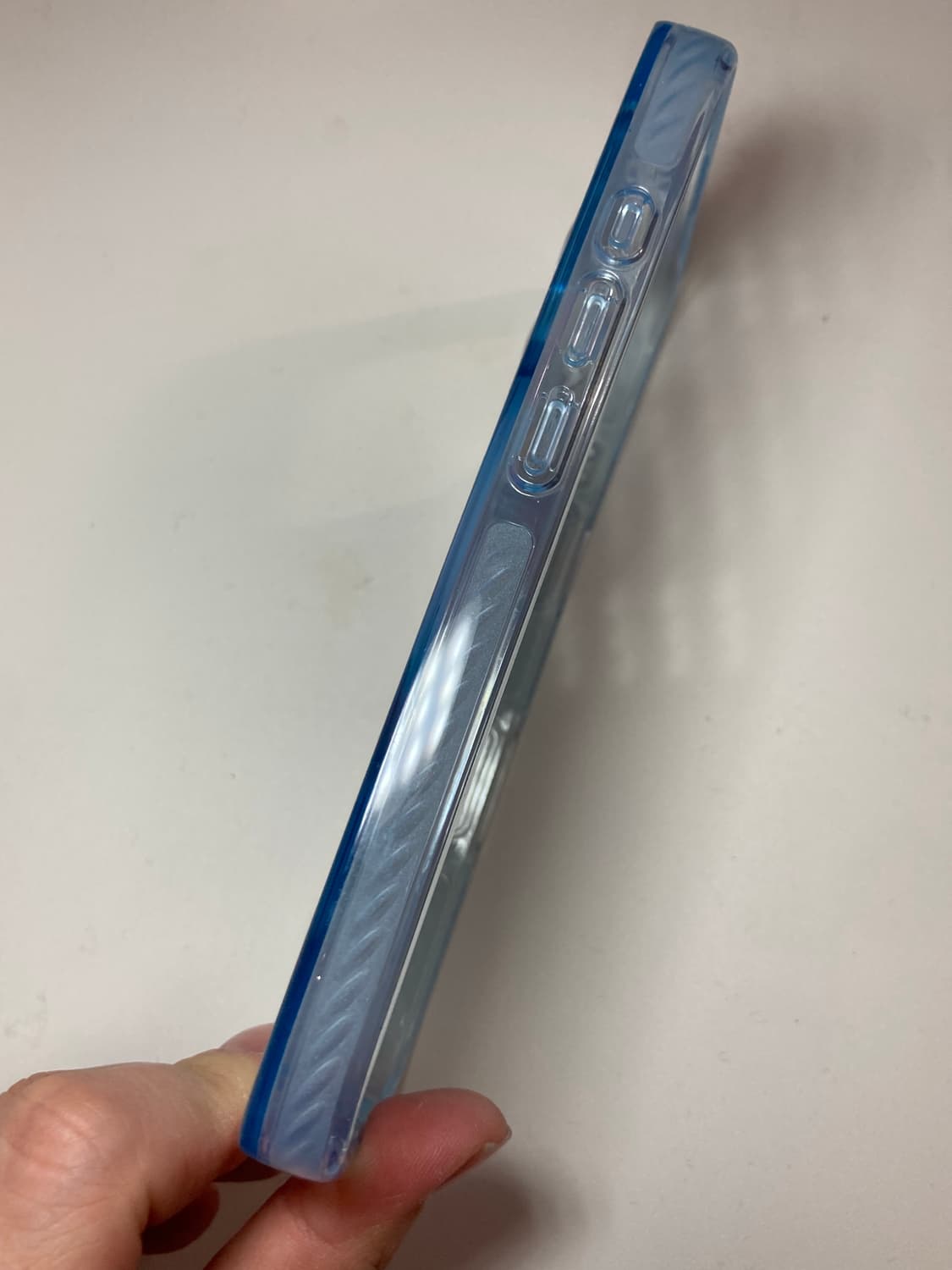 그래그 Polka Dots 아이폰16pro 케이스 상품이미지4