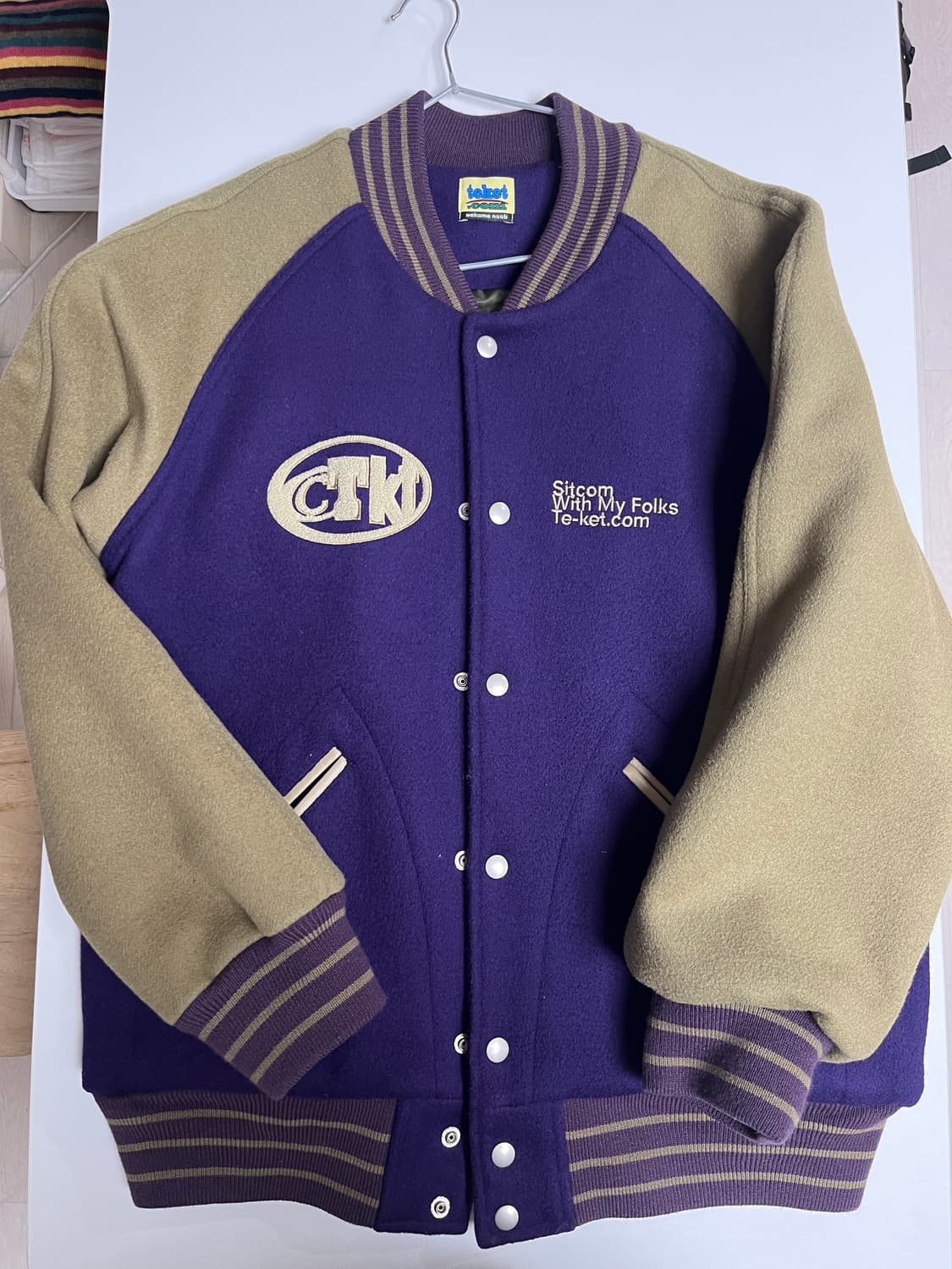 테켓 taket 바시티 자켓 상품이미지2