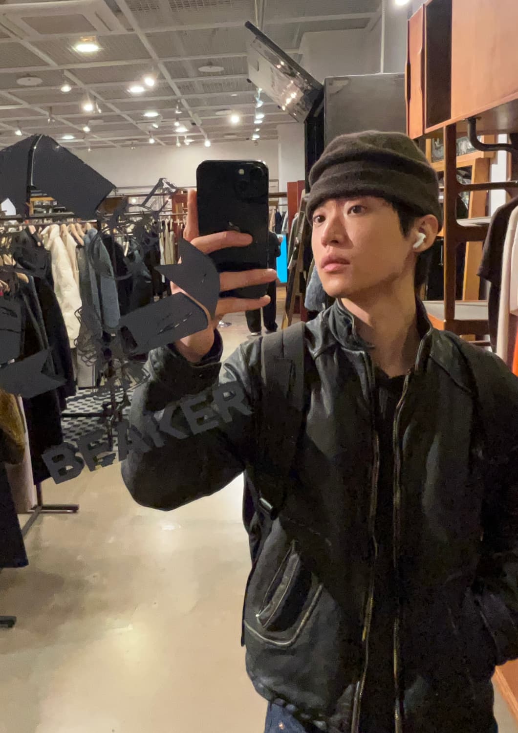 마가렛호웰 캐시미어 혼방 비니 커피컬러 상품이미지1