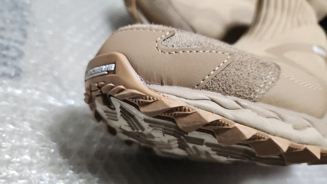 미즈노 논네이티브x무진 250사이즈 상품이미지8