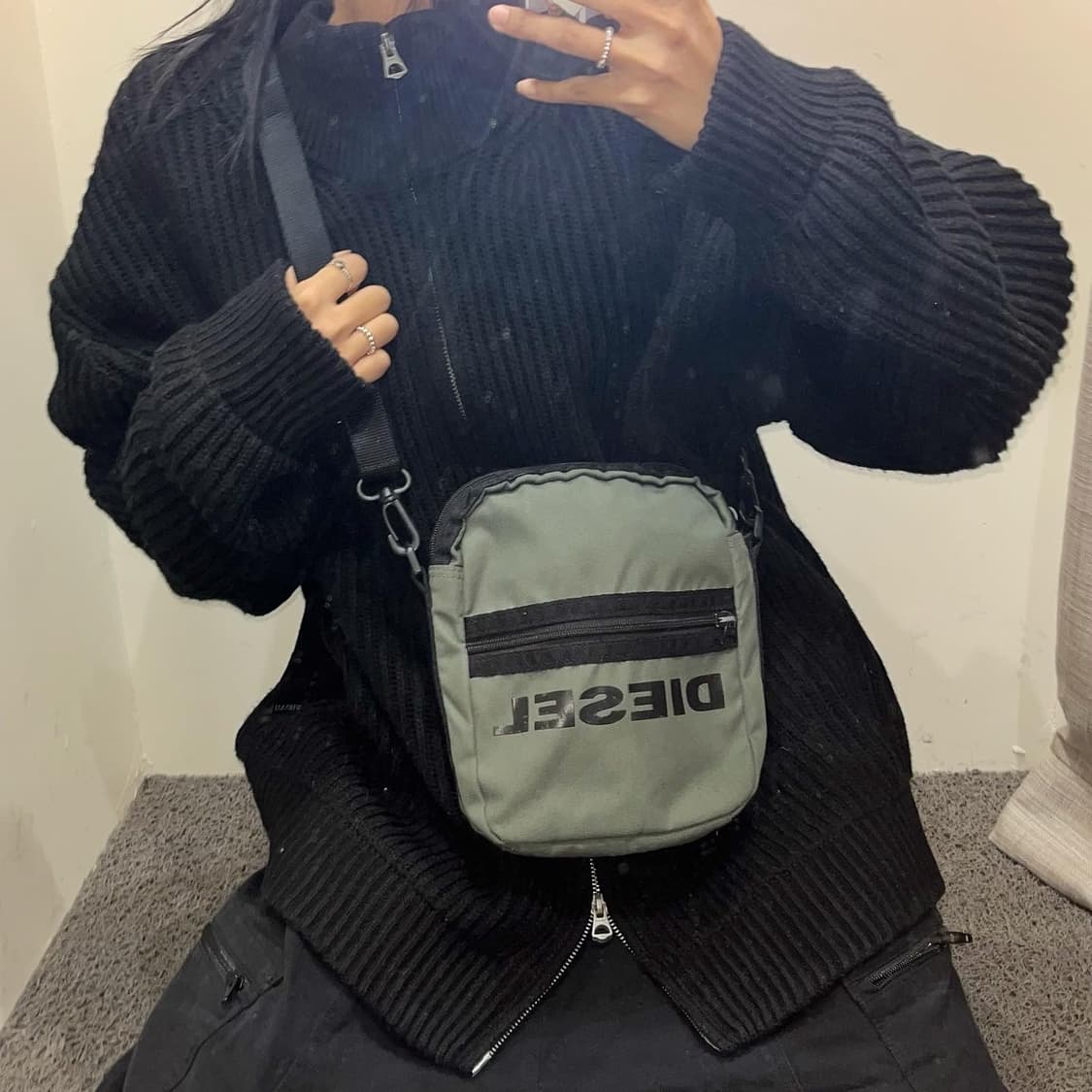 DIESEL Logo cross bag 상품이미지10