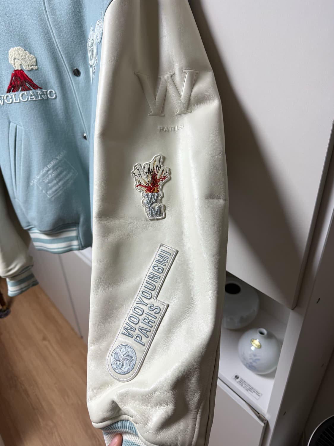 우영미 볼케이노 바시티 자켓 사이즈 50 상품이미지2