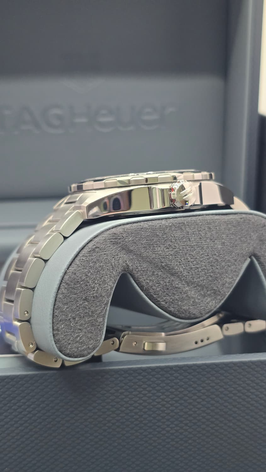 태그호이어 포뮬러1 칼리버5 25년 7월 오토매틱 세라믹 시계 상품이미지4