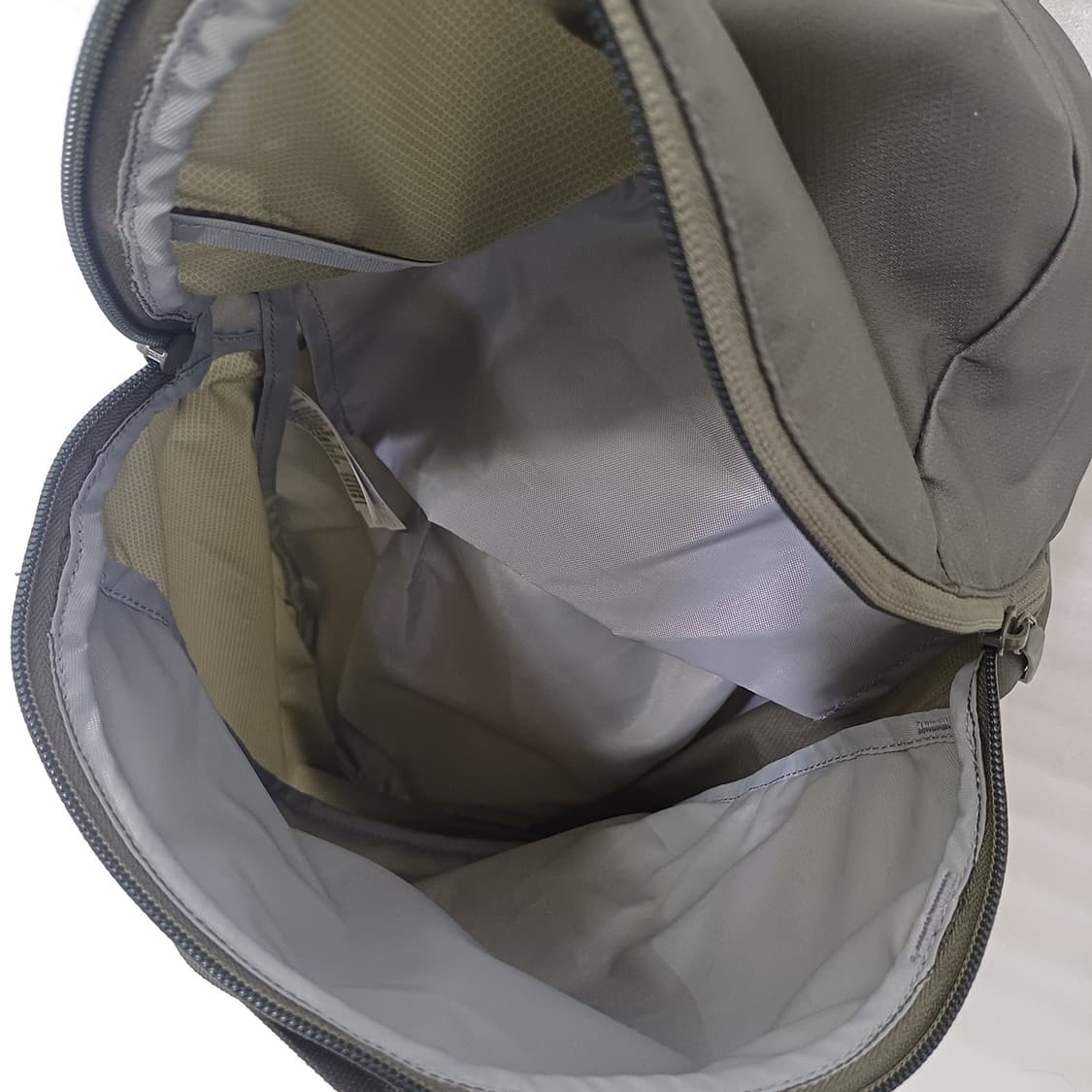 아크테릭스 헬리아드15 백팩 경량 데일리 가방 거의새것 사랑봉봉 상품이미지5