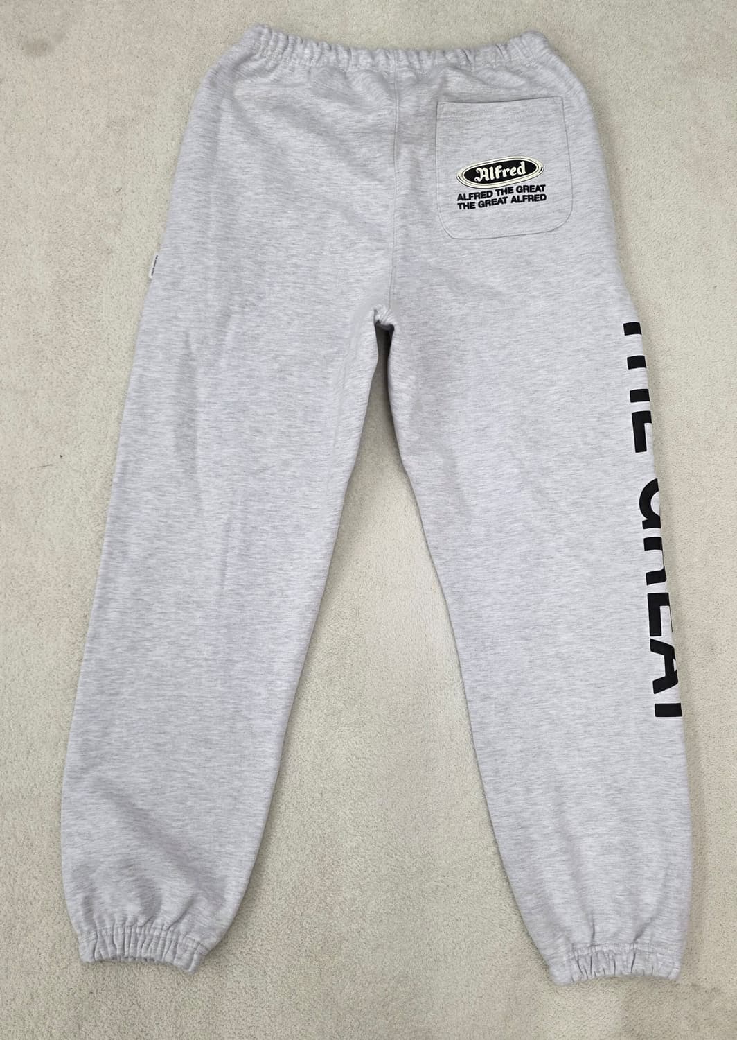 헤리티지플로스 스웨트 조거팬츠.  
싸이즈 30~32  
 상품이미지4