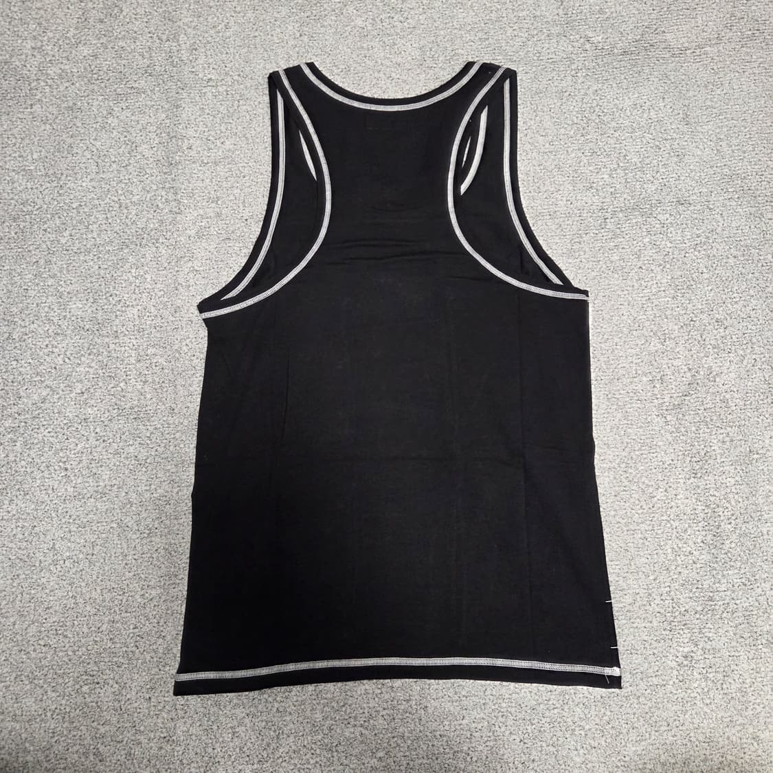 Emporio Armani 아르마니 슬리브리스 나시 S-M 상품이미지7