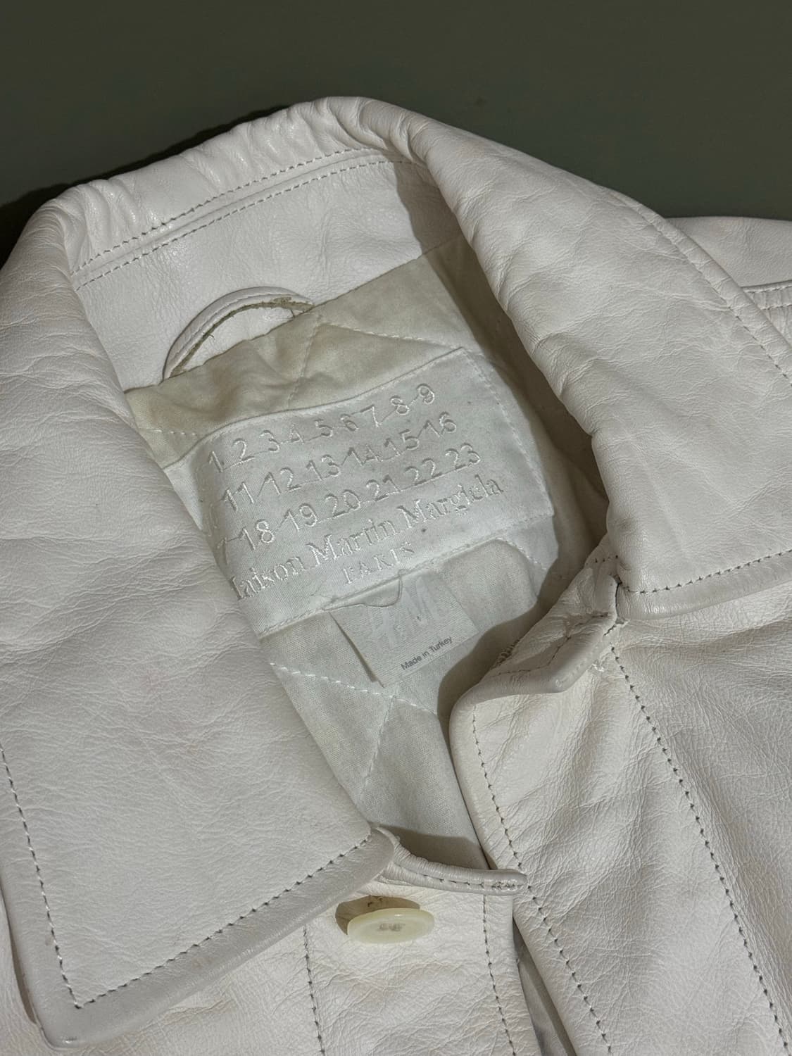 마르지엘라 hm 콜라보 화이트 가죽자켓 상품이미지5