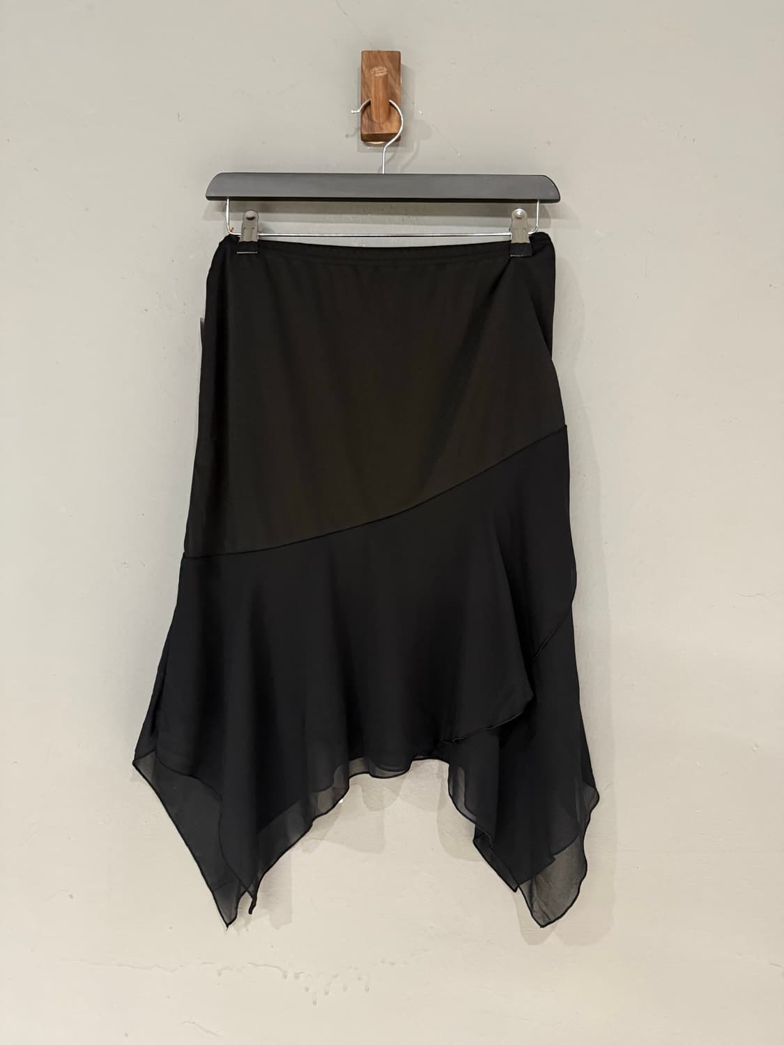 diagonal cutting detail skirt 상품이미지5