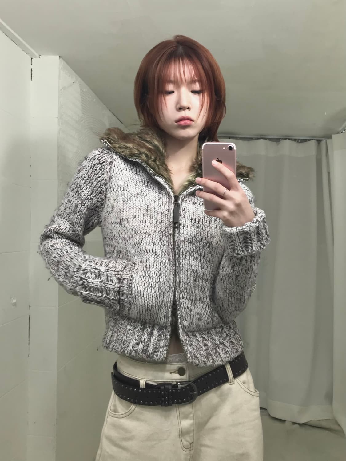 세실맥비 퍼 크롭 니트 집업 상품이미지2