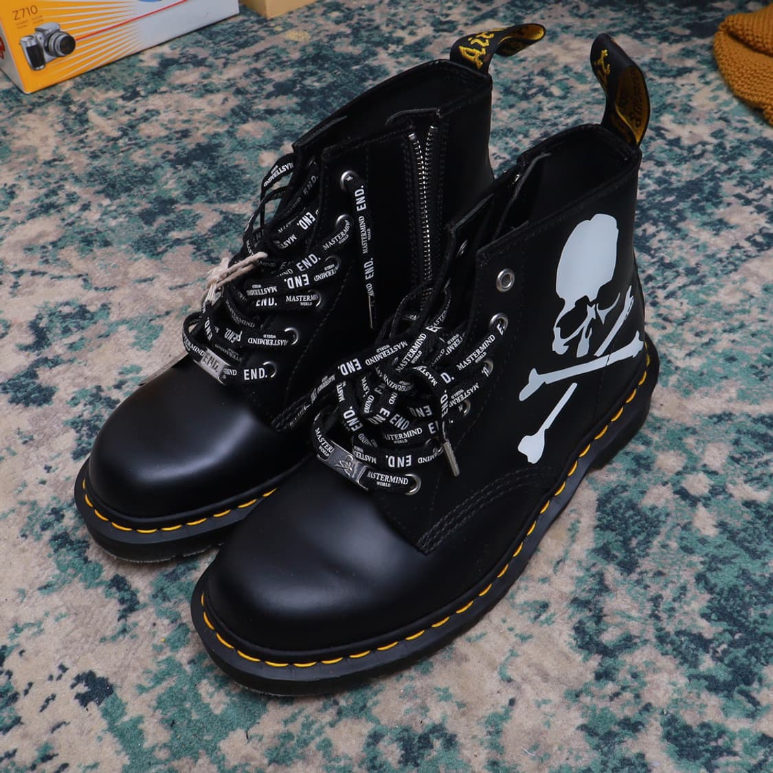 Dr. Martens 닥터마틴 마스터마인드 101 6홀 부츠 정품 상품이미지1