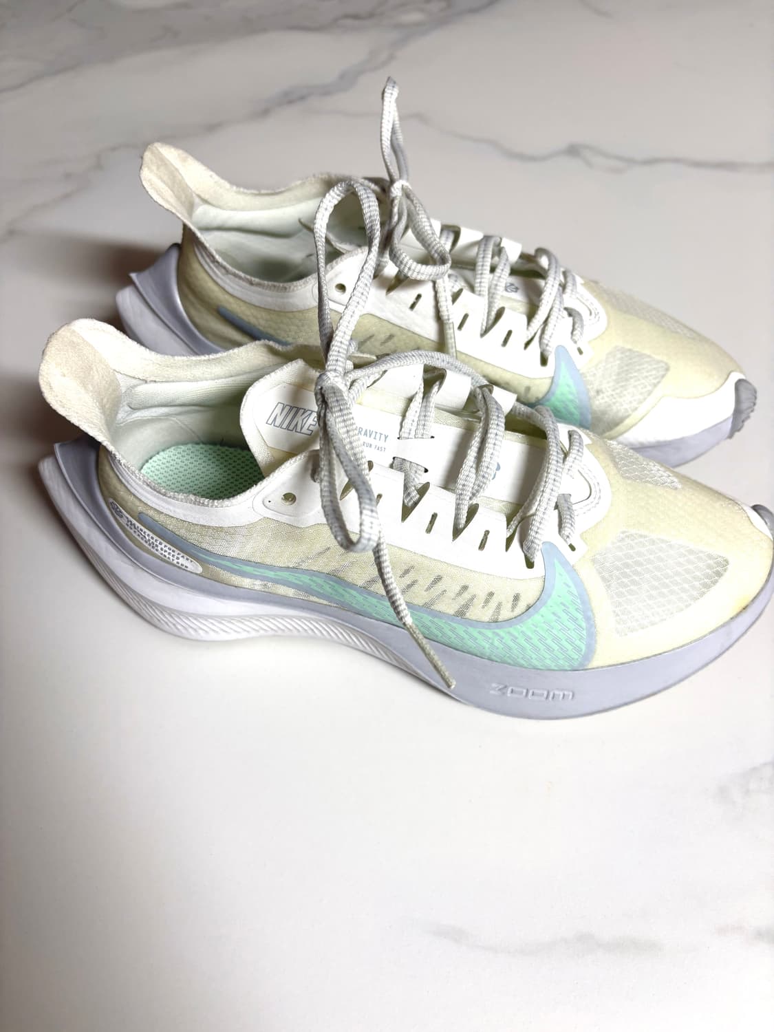 나이키 줌 그래비티 런닝화 상품이미지3