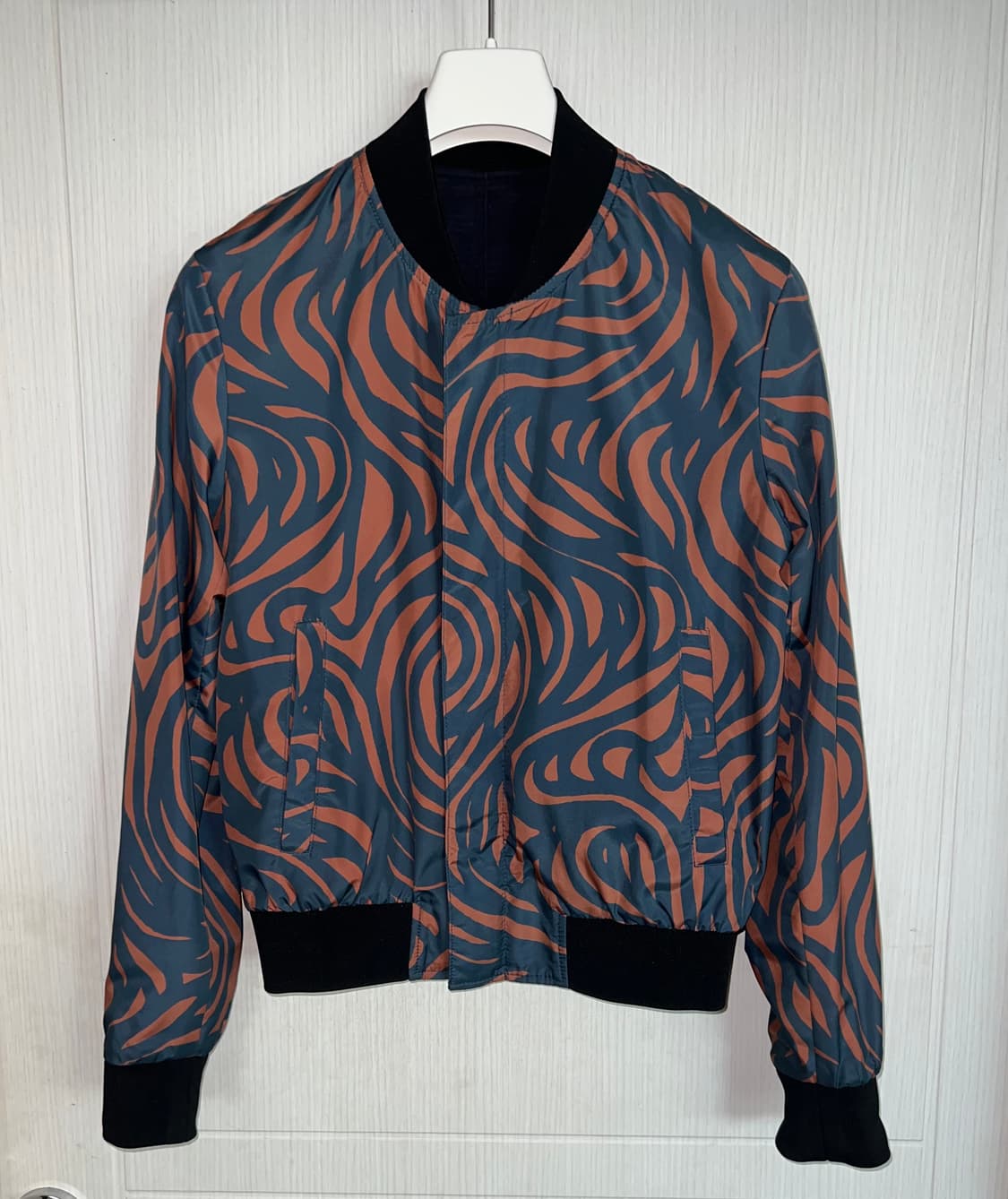 우영미 리버시블 봄버 상품이미지3