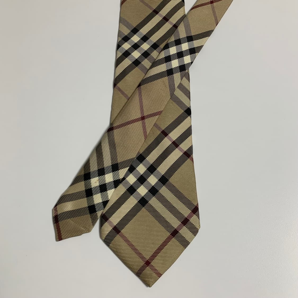 버버리(BURBERRY) 노바체크 넥타이 명품 100실크 A등급 9cm 상품이미지3