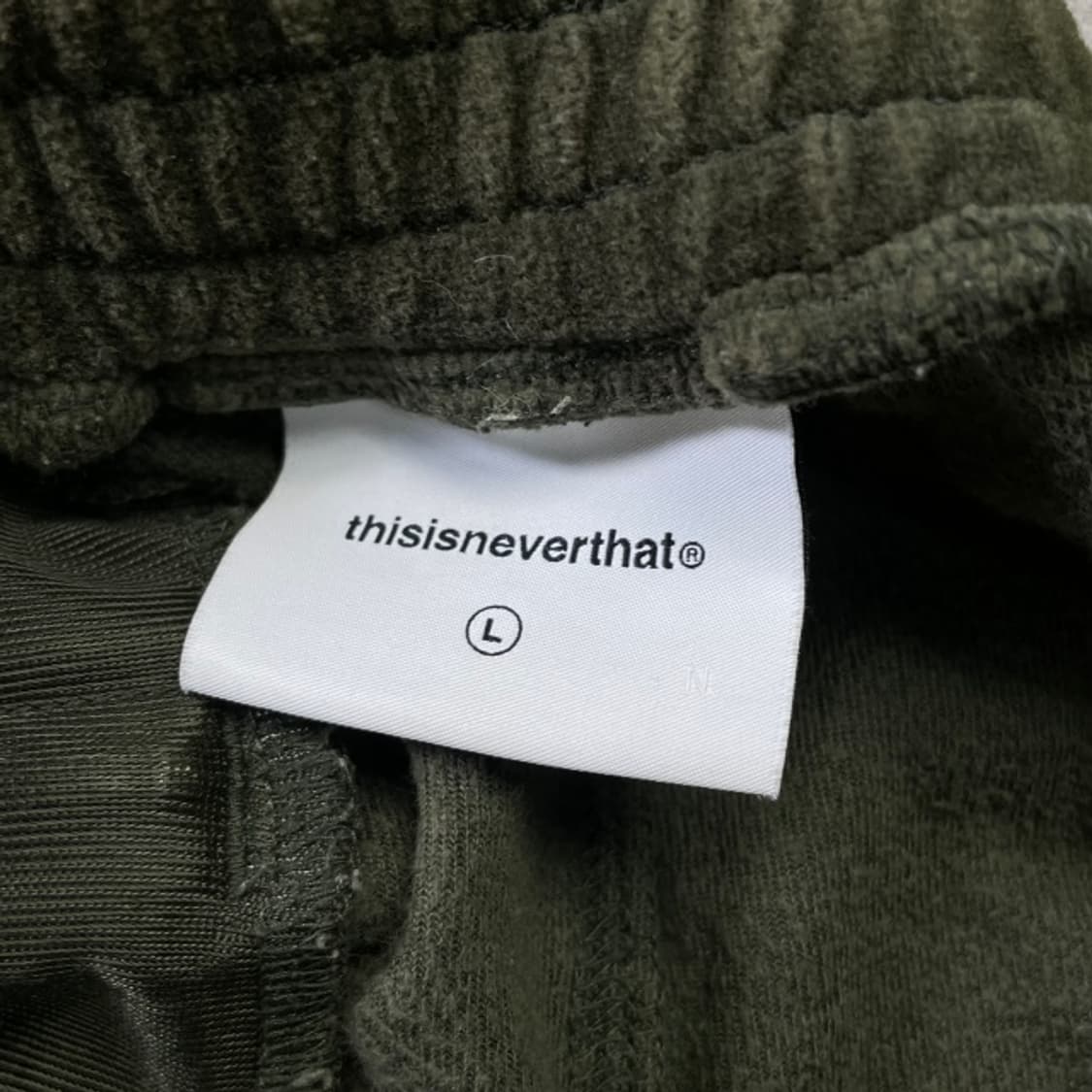 100 디스이즈네버댓 벨벳 트랙팬츠  상품이미지4