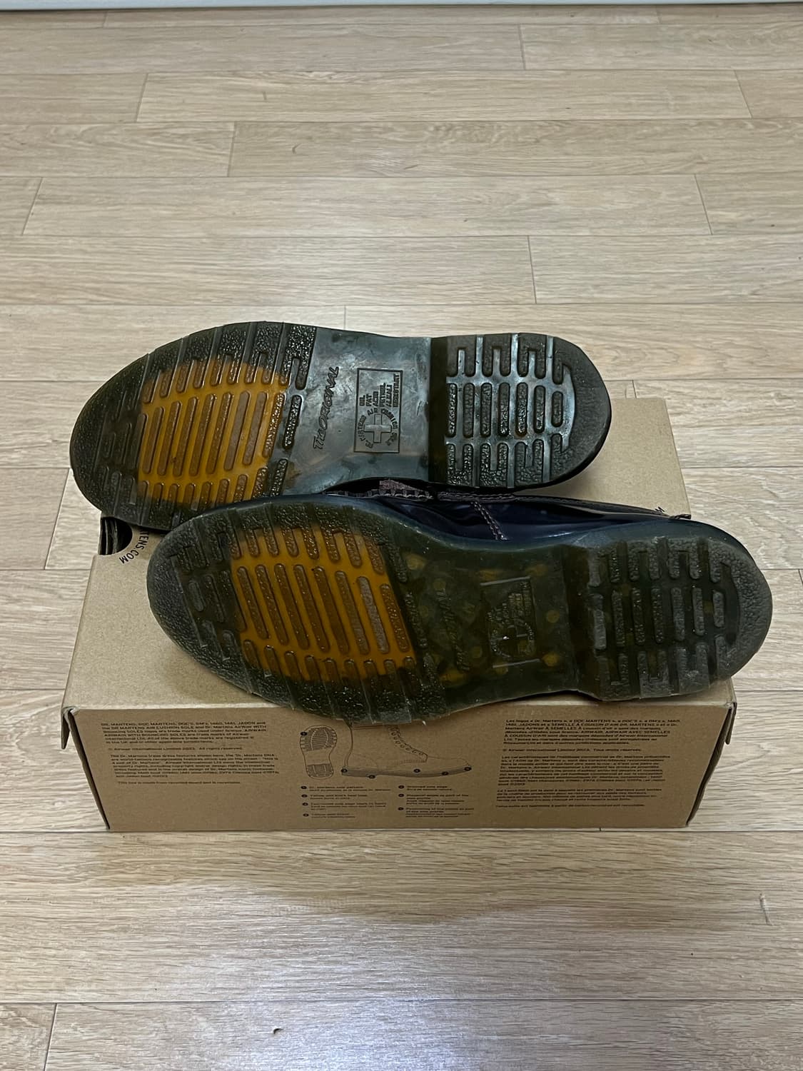 닥터마틴 아드리안 체리레드 280 상품이미지3