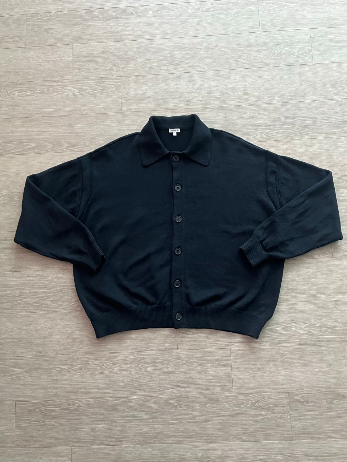 (새상품) 아노블리어 카라 니트 가디건 상품이미지5