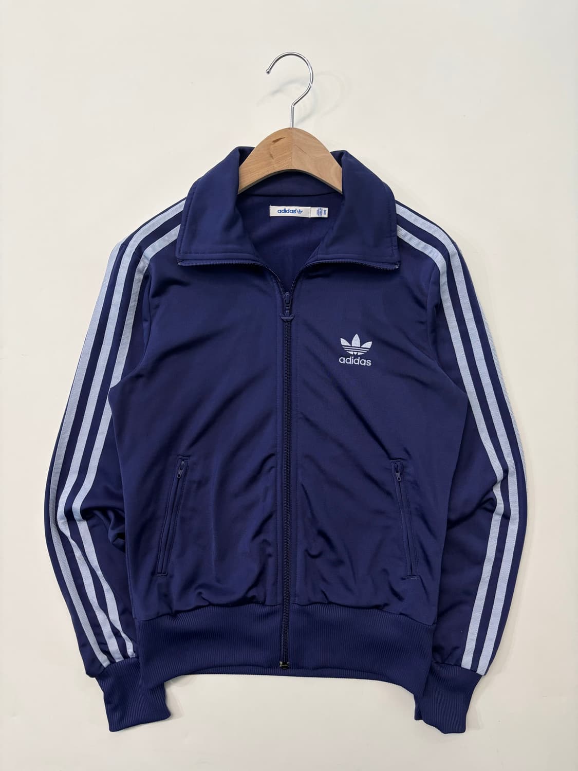 Adidas 아디다스 우먼즈 퍼플컬러 백로고 파이어버드 트랙탑 상품이미지3