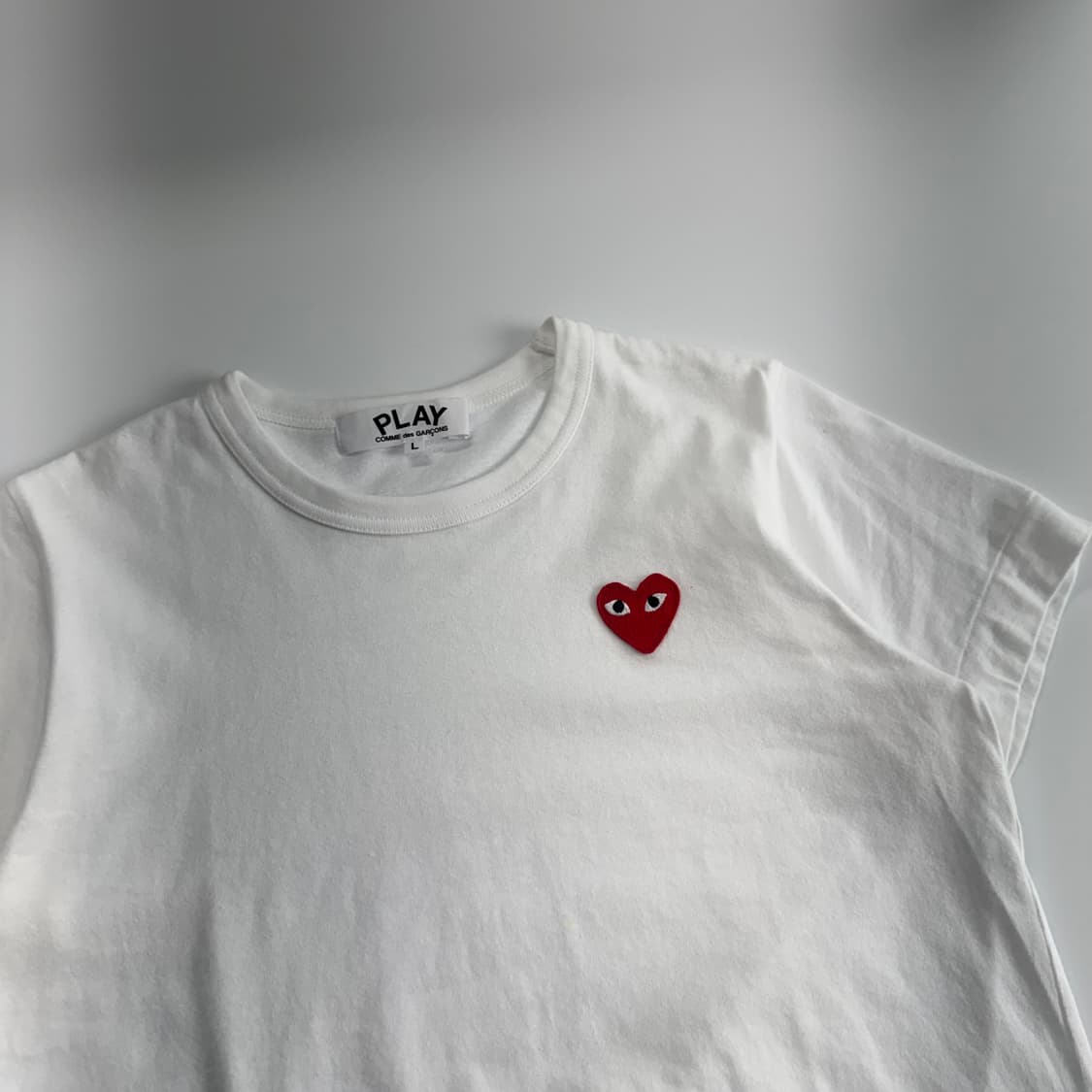 Comme des garcons 꼼데가르송 레드와펜 화이트 반팔 상품이미지4