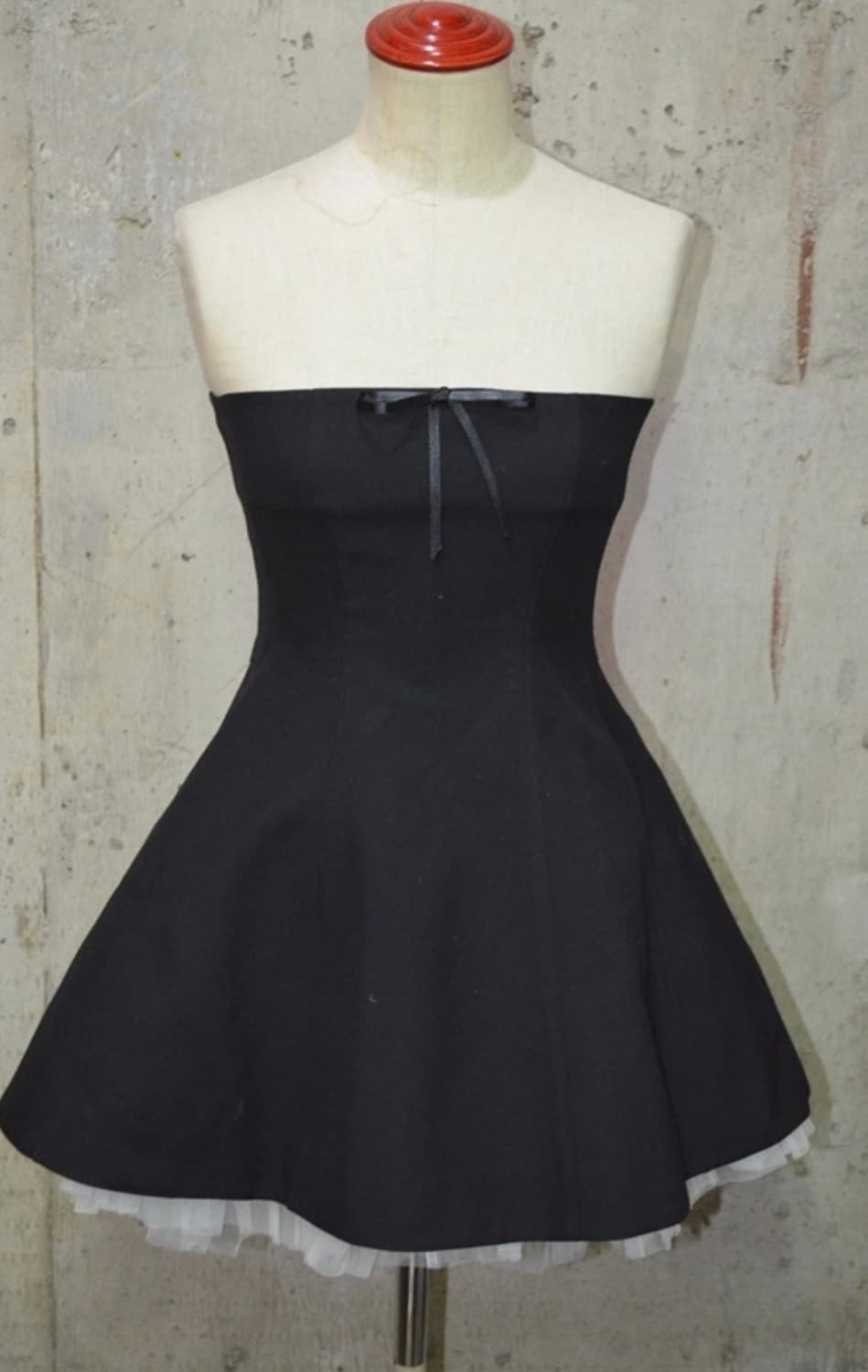 슈슈통 스트랩리스 퍼피 미니 드레스 상품이미지3