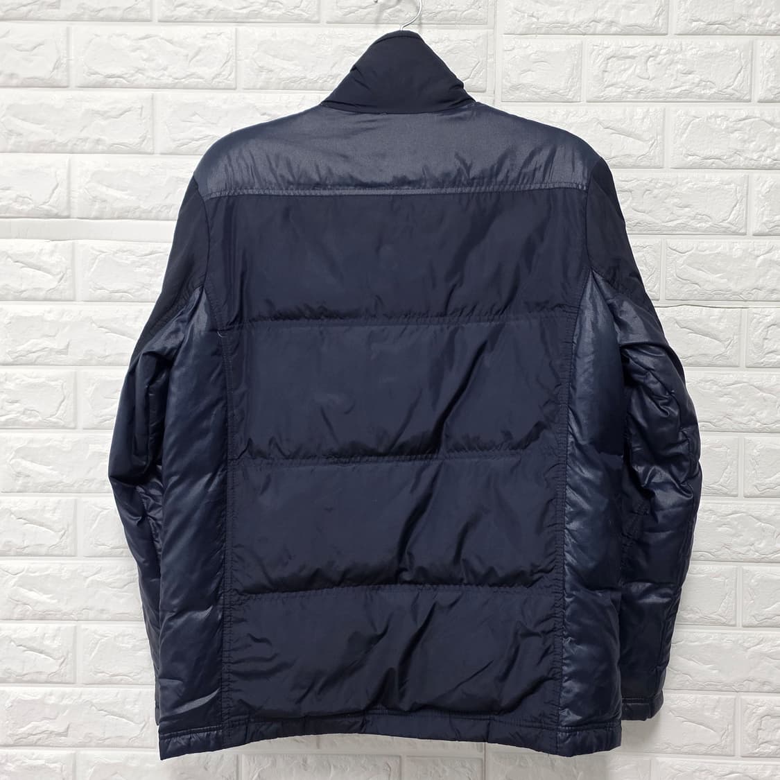 택포// CK 캘빈클라인 L 다운 패딩 상품이미지4