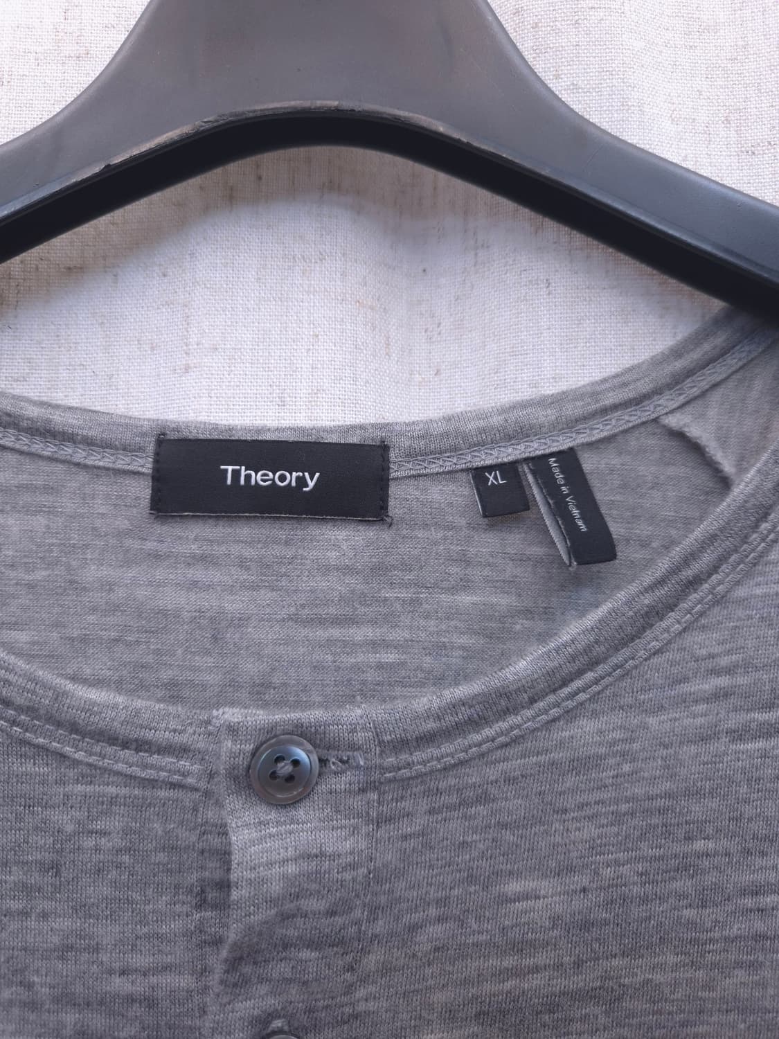 Theory 띠어리 그레이 헨리넥 반팔 티셔츠 XL 상품이미지2