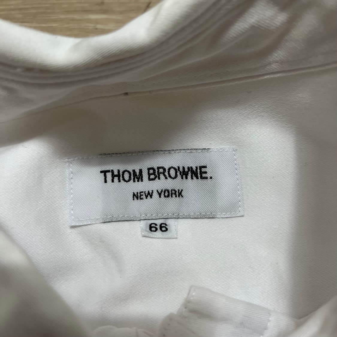 톰브라운 여성 라운드햄 버튼다운 롱 긴팔셔츠 [화이트] 66(M/95) 상품이미지4