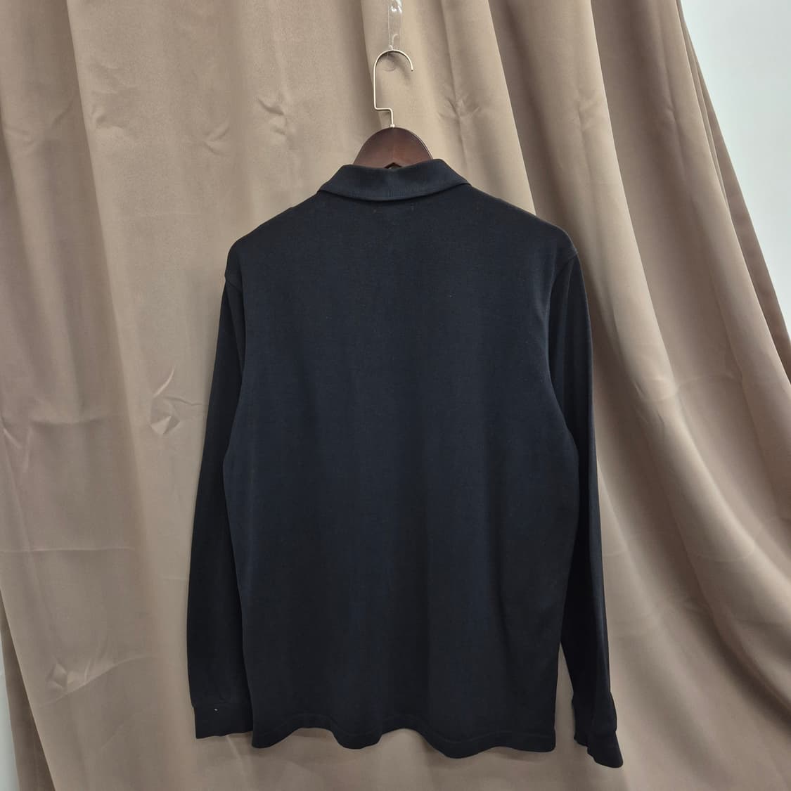 버버리 카라 긴팔티 M 상품이미지3