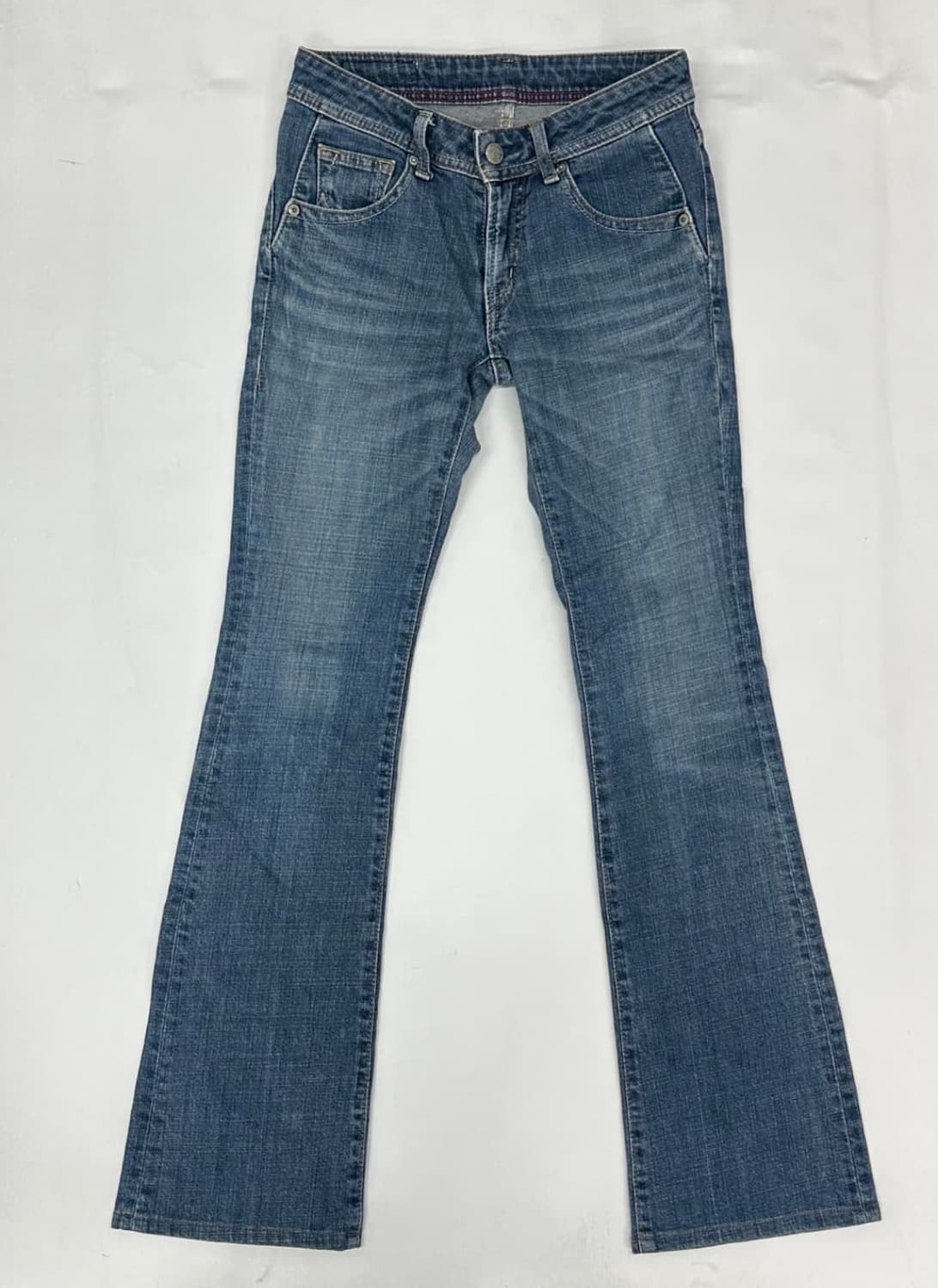 로우라이즈 슬림 워싱 부츠컷 데님팬츠  상품이미지1