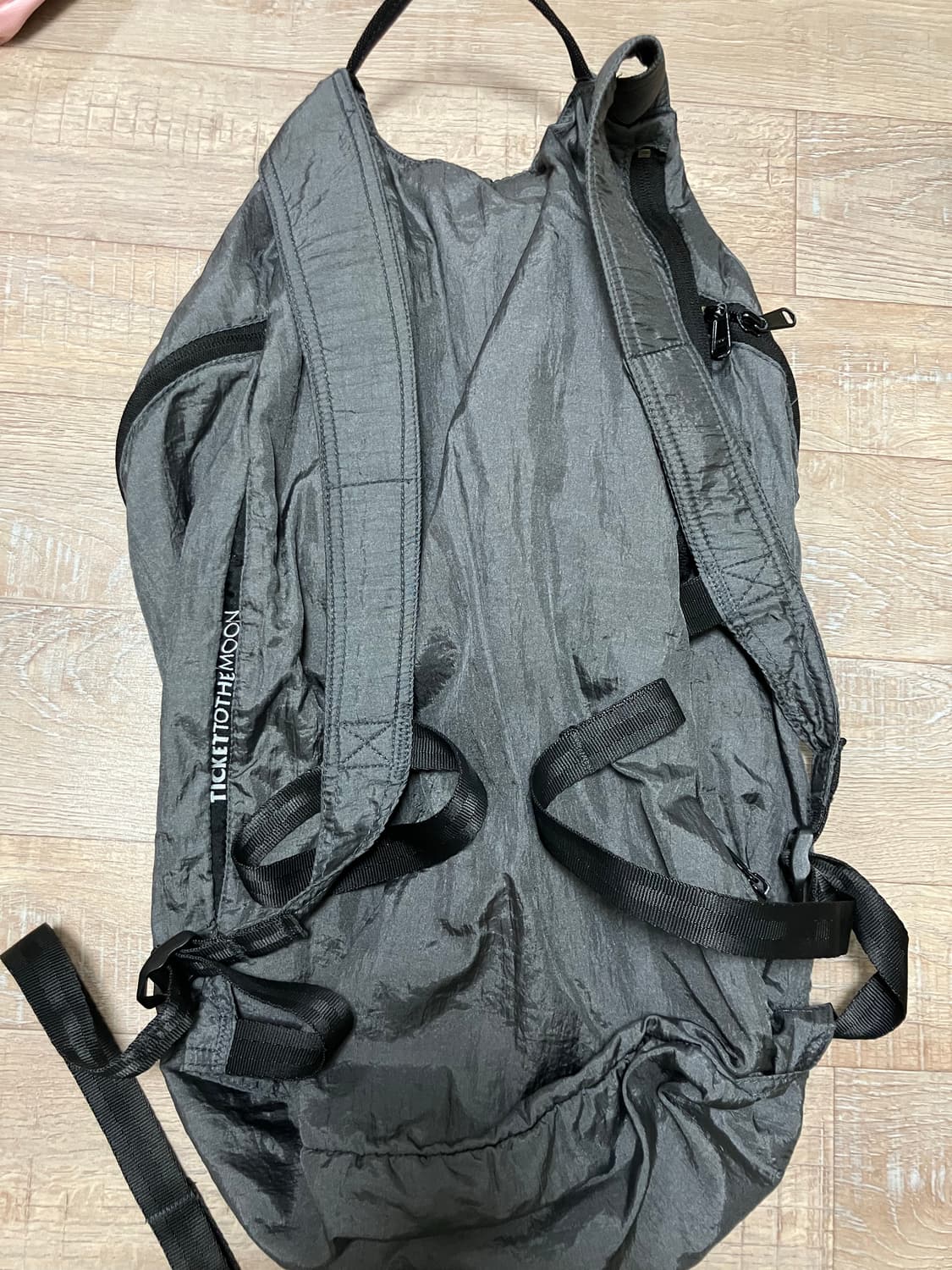 티켓투더문 백팩 미니 15L 상품이미지3