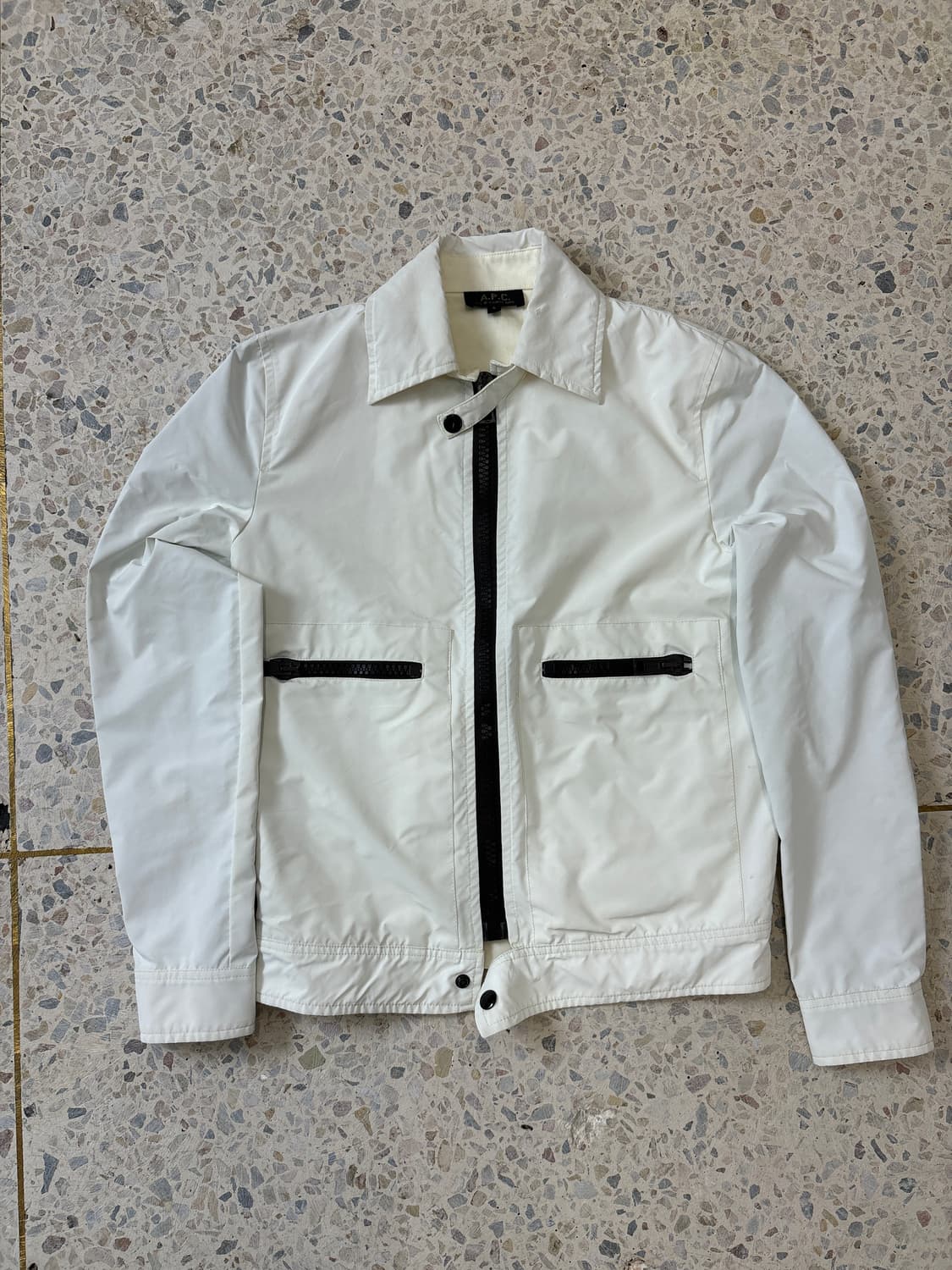 A.P.C. 화이트 나일론 집업 자켓 상품이미지5