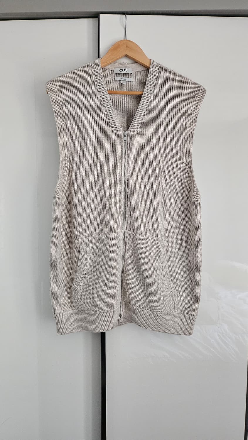COS 니트 집업 조끼 상품이미지1