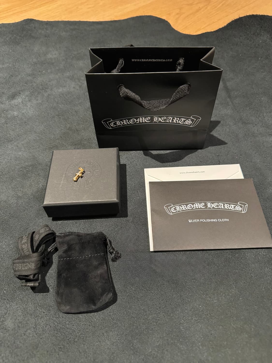 크롬하츠 22k 베이펫 파베다이아 펜던트 상품이미지1