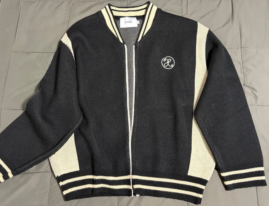 엑스톤즈 마리 스타디움 니트 집업 M사이즈 상품이미지1