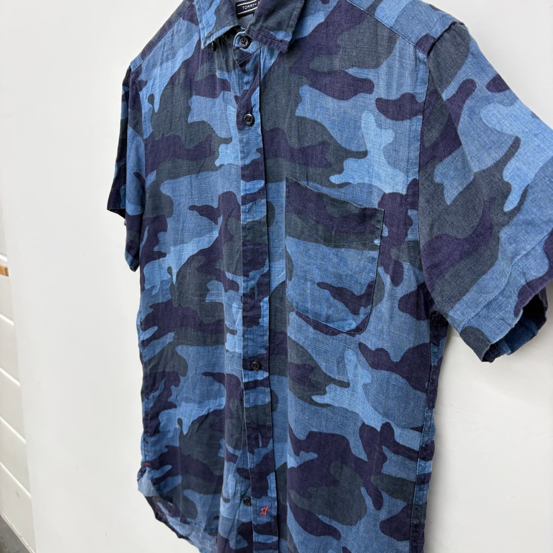 타미힐피거 블루 카모 반팔 셔츠 여성S 상품이미지3